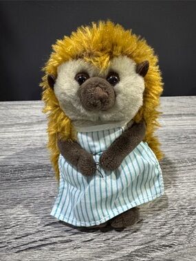 Ty | Peter Rabbit: Mrs. Tiggy Winkle (2018) - Collectible 6” Plush Toy